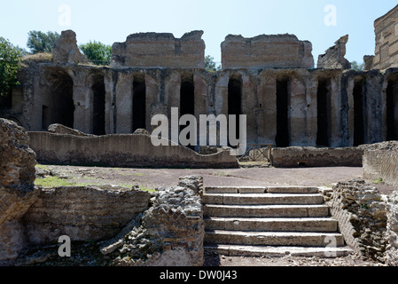 Blick Ruinen Praetorium imperial Wohngegend Villa Adriana Tivoli Italien Hadrians Villa; gebaut von der Stockfoto