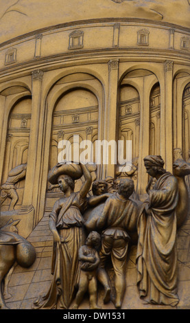 Die bronzene Tür oder Porta del Paradiso von Lorenzo Ghilberti in Florenz, Italien Stockfoto