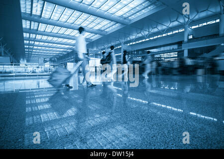 beschäftigt Passagier Schlange Stockfoto