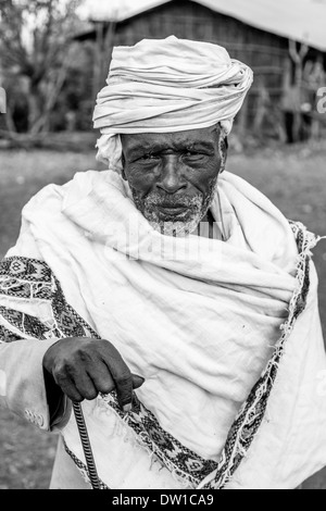 Porträt eines älteren Mannes, Fasha Markt, Konso-Region, Äthiopien Stockfoto