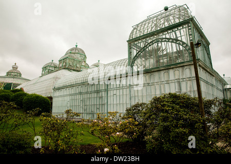 Gewächshäuser im königlichen Schloss von Laeken in Brüssel Belgien Stockfoto