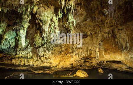 Schöne DG-Höhle in Sappong, Nord-Thailand Stockfoto