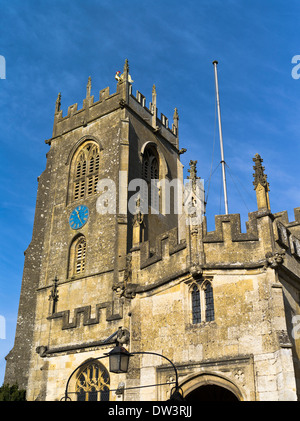 dh St Peters Church cotswolds UK WINCHCOMBE GLOUCESTERSHIRE Cotswolds Englisch Pfarrkirche Uhr Turm Glockenturm mit Wasserspeier england mittelalterlichen Stockfoto