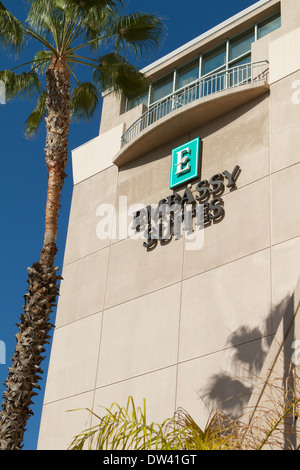 Das Embassy Suites Hotel Schild in der Stadt Brea California Stockfoto