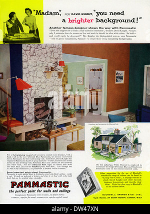 Alte Werbung für Pammastic Mattlack - konzipiert für Mauerwerk, Gips und Zement. Die Anzeige erschien in einer Zeitschrift im Jahre 1956 Stockfoto