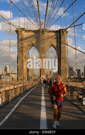 Die Brooklyn Bridge New York City Vereinigte Staaten von Amerika Nordamerika, Brooklyn Bridge. Von 1870 bis 1883 erbaut Stockfoto
