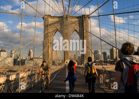 Die Brooklyn Bridge New York City Vereinigte Staaten von Amerika-Nordamerika. Brooklyn Bridge. Von 1870 bis 1883 erbaut Stockfoto