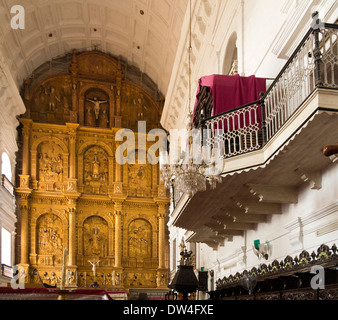 Indien, Goa, alte Velha Goa, Se Catedral katholische Kathedrale, vergoldeter altar Stockfoto