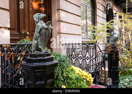 Malerische Brownstones in einem Viertel West Greenwich Village, New York Stockfoto