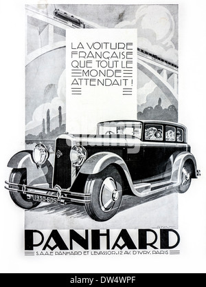 Schwarz-weiß-Vintage Werbung für das französische Automobil Panhard & Levassor 6D Berline X66 von 1930, Frankreich Stockfoto