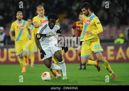 Neapel, Italien. 27. Februar 2014. Bony Wilfried während der UEFA Europa League Runde der 32 Rückspiel-Match zwischen SSC Napoli und Swansea City Football / Soccer im Stadio San Paolo am 27. Februar 2014 in Neapel, Italien. Foto: Franco Romano/Alamy Live-Nachrichten Stockfoto