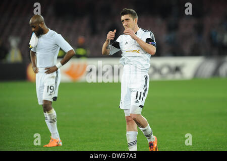 Neapel, Italien. 27. Februar 2014. Pablo Hernandez in der UEFA Europa League Runde der 32 Rückspiel-Match zwischen SSC Napoli und Swansea City Football / Soccer im Stadio San Paolo am 27. Februar 2014 in Neapel, Italien. Bildnachweis: Franco Romano/NurPhoto/ZUMAPRESS.com/Alamy Live-Nachrichten Stockfoto