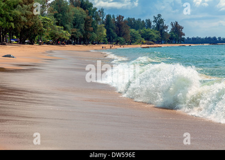 Strand in der thailändischen Provinz Khao Lak Stockfoto