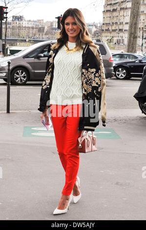 Helena Bordon Teilnahme an der Start-und Landebahn Dries Van Noten zeigen während der Paris Fashion Week in Paris - 26. Februar 2014 - Start-und Landebahn Manhattan/Celine Gaille Stockfoto