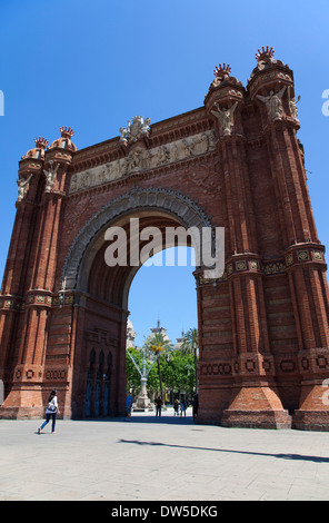 Spanien, Katalonien, Barcelona, Arc del Triomf gebaut für die Weltausstellung 1888 entworfen von Josep Vilaseca ich Casanoves. Stockfoto