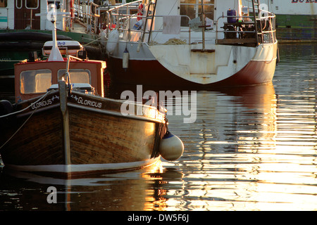 Girvan Hafen in der Abenddämmerung, Girvan, Ayrshire Stockfoto