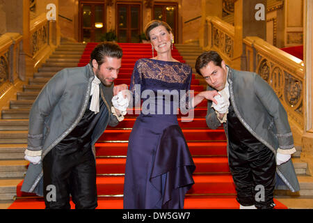 Wien, Österreich. 28. Februar 2014. Desiree TREICHL-STÜRGKH? der Wiener Opernball 2014 der gesellschaftliche Höhepunkt der Ballsaison in Wien in der Wiener Staatsoper auf Donnerstag, 27. Februar 2014 in Wien - Österreich-Credit: Dpa picture-Alliance/Alamy Live News Stockfoto