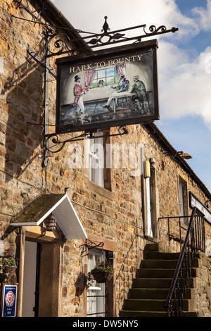 Horch, Bounty  Country-Pub in Slaidburn, Trog von Bowland, Lancashire, UK Stockfoto