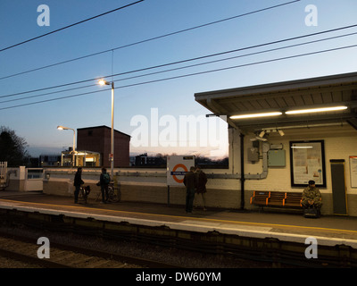 Gospel Oak oberirdischen Bahnhof in West-London, UK. Stockfoto