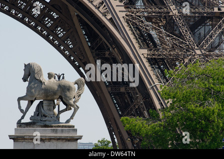 Detail des Eiffelturms, Paris Stockfoto