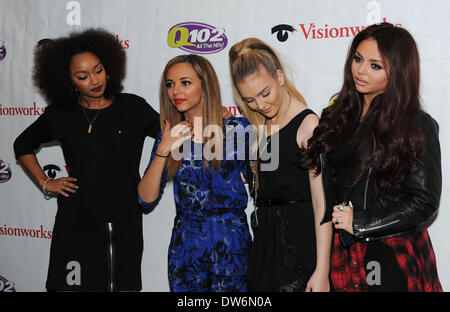 Bala Cynwyd, Pennsylvania, USA. 1. März 2014. Kleiner Mix, JADE, JESY, PERRIE, und LEIGH-ANNE, Großbritanniens beste Girlband und Gewinner des britischen X-Factor Show, bei Q102 FM in Bala Cynwyd.  Bildnachweis: Ricky Fitchett/ZUMAPRESS.com/Alamy Live-Nachrichten Stockfoto