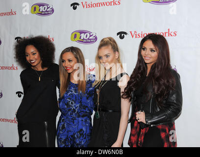 Bala Cynwyd, Pennsylvania, USA. 1. März 2014. Kleiner Mix, JADE, JESY, PERRIE, und LEIGH-ANNE, Großbritanniens beste Girlband und Gewinner des britischen X-Factor Show, bei Q102 FM in Bala Cynwyd.  Bildnachweis: Ricky Fitchett/ZUMAPRESS.com/Alamy Live-Nachrichten Stockfoto