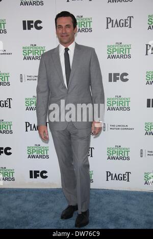 Schauspieler Jon Hamm besucht den Film Independent Spirit Awards am Strand von Santa Monica in Los Angeles, USA, am 1. März 2014. Foto: Hubert Boesl/Dpa - NO-Draht-Dienst- Stockfoto