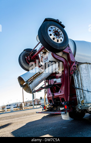 Das hintere Ende eines Betonmischer-LKW in Gilroy, Kalifornien USA Stockfoto