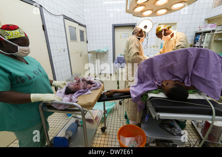 Kaiserschnitt im Krankenhaus MSF Rutshuru, North Kiwu, demokratische Republik Kongo, demokratische Republik Kongo. Stockfoto