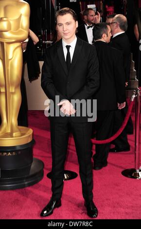 Los Angeles, CA. 2. März 2014. Paul Dano im Ankunftsbereich für die 86th Annual Academy Awards - Ankünfte 3 - Oscars 2014, der Dolby Theater in Hollywood und Highland Center, Los Angeles, CA 2. März 2014. Bildnachweis: Gregorio Binuya/Everett Collection/Alamy Live-Nachrichten Stockfoto
