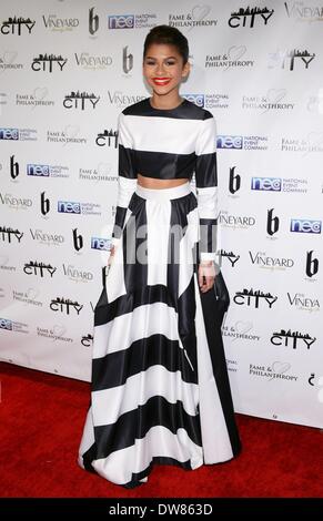 Beverly Hills, CA. 2. März 2014. Zendaya im Ankunftsbereich für Ruhm und Philanthropie Inaugural Gala Benefit, The Vineyard, Beverly Hills, CA 2. März 2014. Bildnachweis: James Atoa/Everett Collection/Alamy Live-Nachrichten Stockfoto