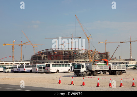 Bau eines Stadions in der Wüste von Katar, Nahost Stockfoto