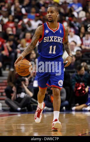 1. März 2014: Philadelphia 76ers Point guard Eric Maynor (11) in Aktion während des NBA-Spiels zwischen der Washington Wizards und die Philadelphia 76ers im Wells Fargo Center in Philadelphia, Pennsylvania. Die Wizards gewonnen 122-103. (Christopher Szagola/Cal Sport Media) Stockfoto