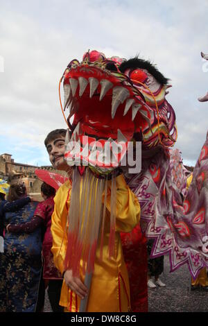 Rom, Italien. 2. März 2014.  Karneval auf der Via dei Fori Imperiali in Rom Italien Straße. Bildnachweis: Gari Wyn Williams / Alamy Live News Stockfoto