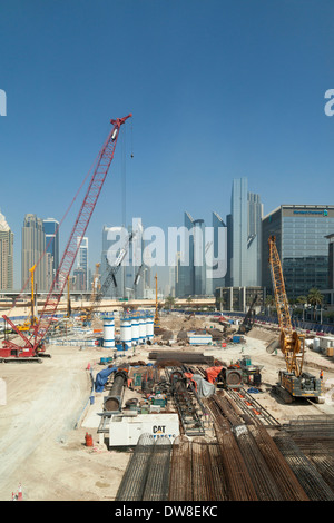 Bau auf einer Baustelle in der Nähe der Dubai Mall, Dubai, Vereinigte Arabische Emirate, Vereinigte Arabische Emirate-Nahost Stockfoto