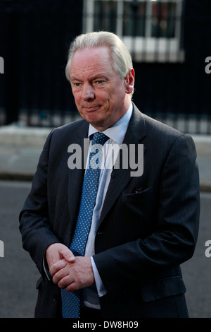 Francis Anthony Aylmer Maude A Mitglied der konservativen Partei, Minister für das Cabinet Office und Paymaster General, MP Horsham. ist außerhalb der Downing Street am 28. März 2012 in London, England gesehen. (Foto von Tal Cohen) Stockfoto