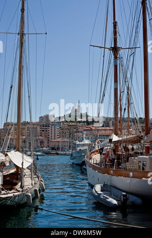 Blick auf den Hafen von Notre Dame De La Garde, Marseille Frankreich Stockfoto