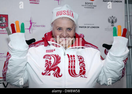 London, UK. 2. März 2014. Russischen Maslenitsa Festival feierte in Trafalgar Square in London 03.02.2013 Credit: siehe Li/Alamy Live News Stockfoto