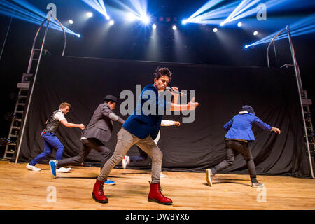 Royal Oak, Michigan, USA. 3. März 2014. American Boy-Band Mitternacht rote Ausführung auf MTVs Künstler Watch Tour in The Royal Oak Musiktheater März 2. 2014 Credit: Marc Nader/ZUMA Wire/ZUMAPRESS.com/Alamy Live News Stockfoto