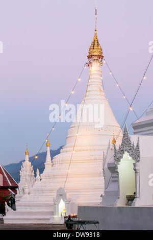 Wat Phra, dass Doi Kong Mu Tempel Stupa in Mae Hong Son, Nord-Thailand Stockfoto