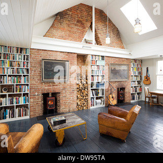 Atelierhaus Brighton, Brighton, Vereinigtes Königreich. Architekt: Richard Dewhurst Design., 2014. Ansicht des Atelier des Künstlers offenbart doub Stockfoto