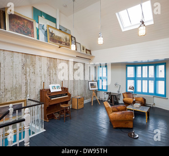 Atelierhaus Brighton, Brighton, Vereinigtes Königreich. Architekt: Richard Dewhurst Design., 2014. Ansicht des Atelier des Künstlers offenbart doub Stockfoto