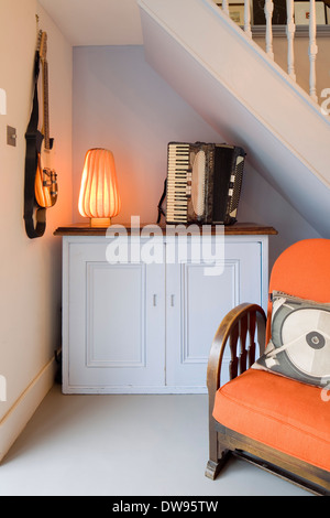 Atelierhaus Brighton, Brighton, Vereinigtes Königreich. Architekt: Richard Dewhurst Design., 2014. Detailansicht der Ecke des Speisesaals Stockfoto
