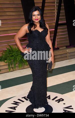 MINDY KALING 2014 VANITY FAIR LOS ANGELES USA 03 März 2014 Stockfoto