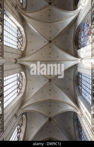 Detail der Obergrenze der Onze-Lieve-Vrouwekathedraal Stockfoto