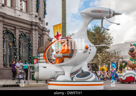 Vektor von Despicable Me Fahrten Raumschiff Schwimmer in Parade im Themenpark Universal Studios in Orlando, Florida Stockfoto