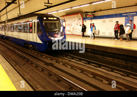 Innere des Metro-Zug-Wagen in Madrid, Spanien Stockfoto