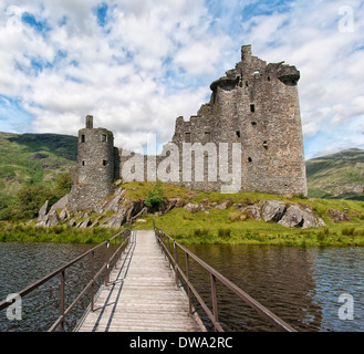 Die Ruine des Kilchurn Castle am Ufer des Loch Awe in Schottland. Stockfoto