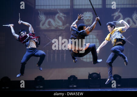 Berlin, Deutschland. 4. März 2014. Rasta Thomas' Romeo und Julia - vom 04.03 bis die 09.03.2014 soll das klassische Rock-Ballett "Romeo und Julia" von Rasta Thomas und Adrienne Canterna gesehen, bereits bekannt durch ihre Produktion "rock The Pressen", in der Admiral-Palast in Berlin. Reynaldo Paganelli/NurPhoto/ZUMAPRESS.com/Alamy © Live-Nachrichten Stockfoto