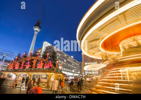 Weihnachten Markt Alexanderplatz, Fernsehturm, Berlin, Deutschland Stockfoto